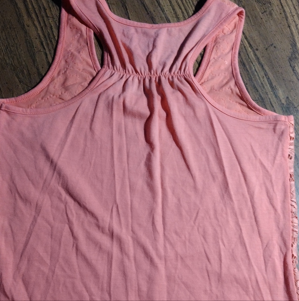 Lace Sleeveless Top With Silver Accents - Picture 6 of 6